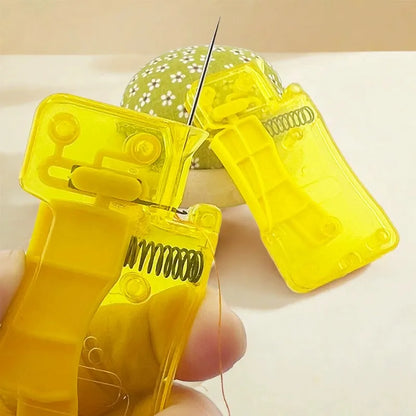 Effortless Threading Made Easy: Automatic Needle Threader for Seamless Sewing and Crafting
